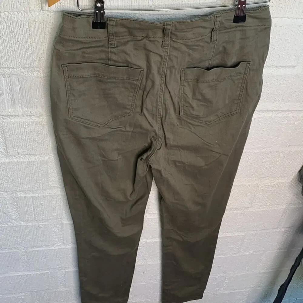 Lascana High Waist Green Stretch Khaki Gold Button Pants sz 8